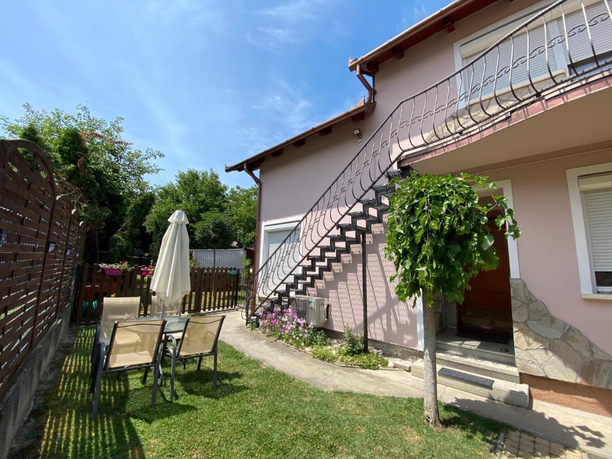 Do-Ti Apartmanhaz Balatonlelle Exterior photo